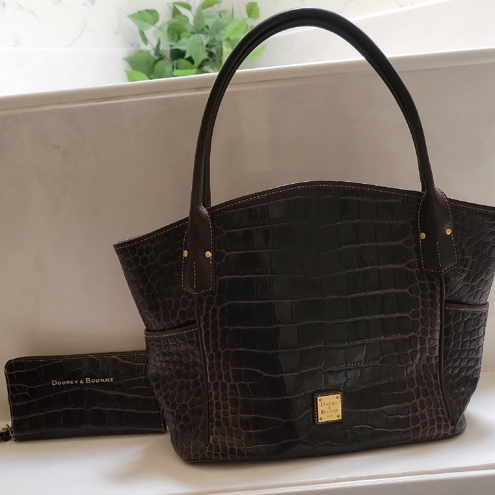 Dooney & Bourke Chocolate Brown Croc-Embossed Tote with Wallet - Picture 2 of 6